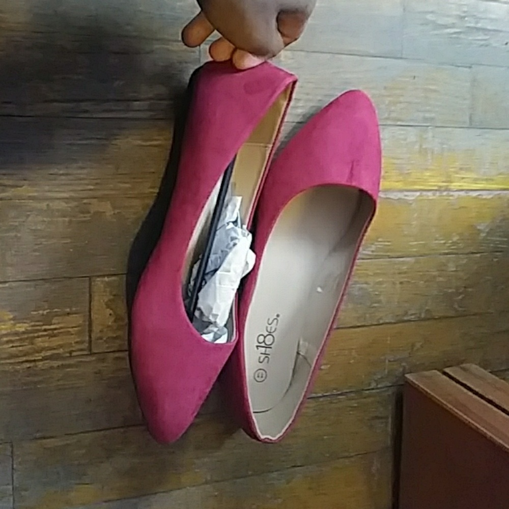Velvet flats
